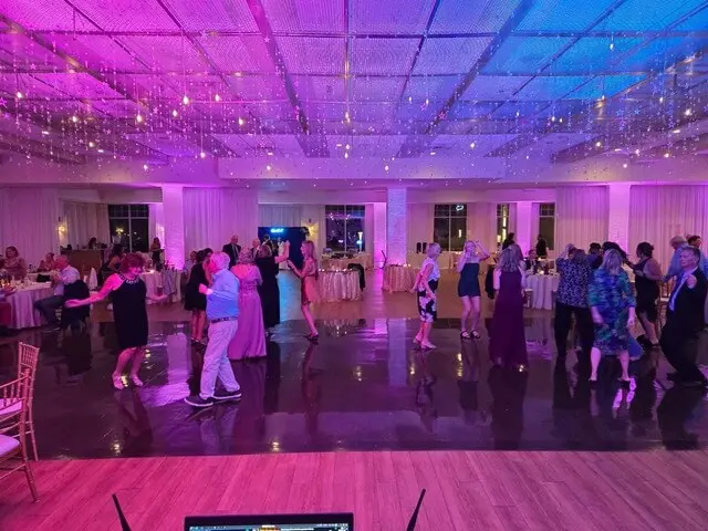 New Hampshire wedding uplighting